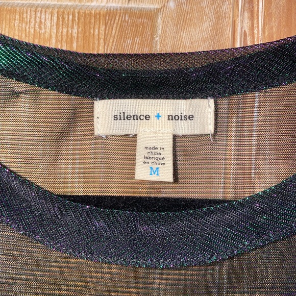 From urban outfitters. Size M - Picture 4 of 4